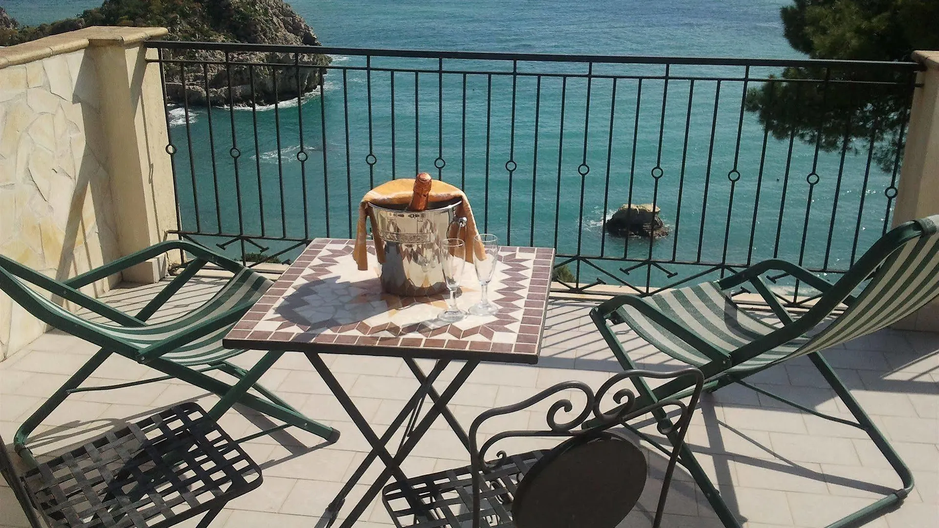 ***  Jonic Hotel Mazzaro Taormina Olaszország
